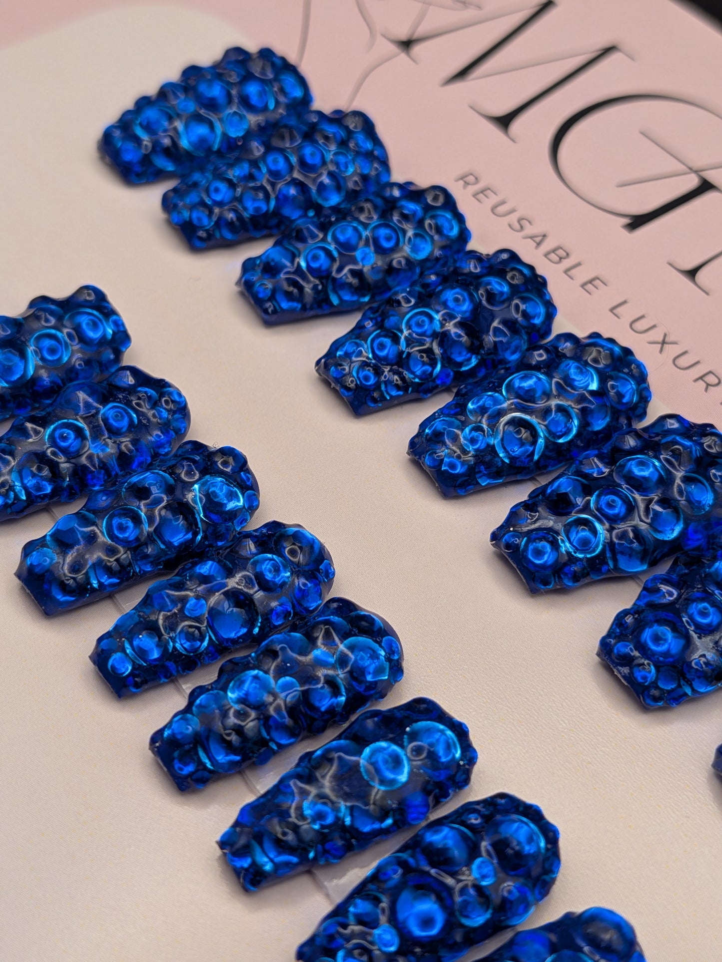 Ready To ship: Sapphire Riot