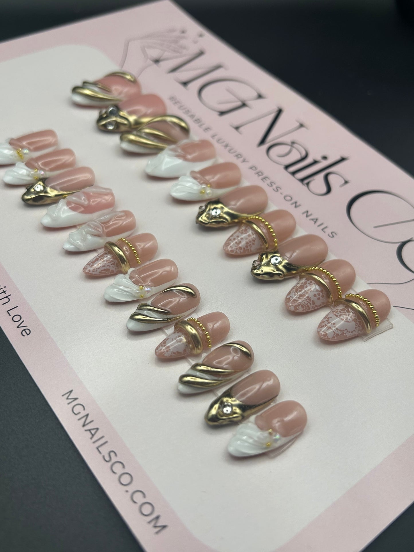 Ready To ship: Champagne Kiss